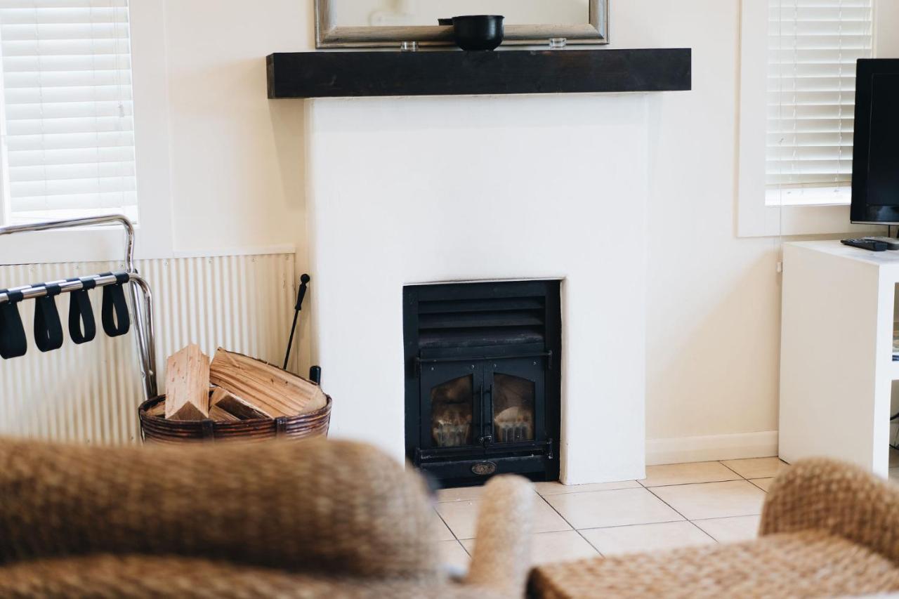 Brackenridge Country Retreat & Spa Martinborough Bagian luar foto