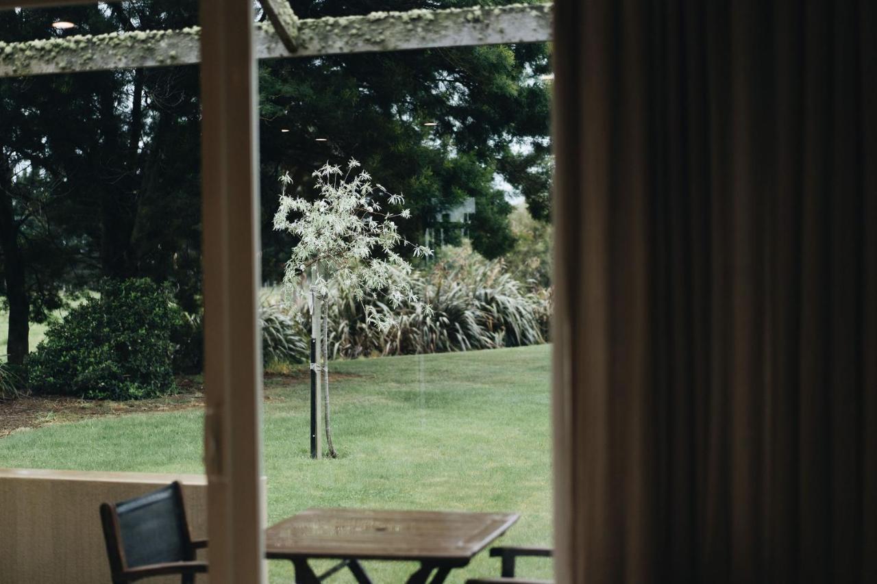 Brackenridge Country Retreat & Spa Martinborough Bagian luar foto