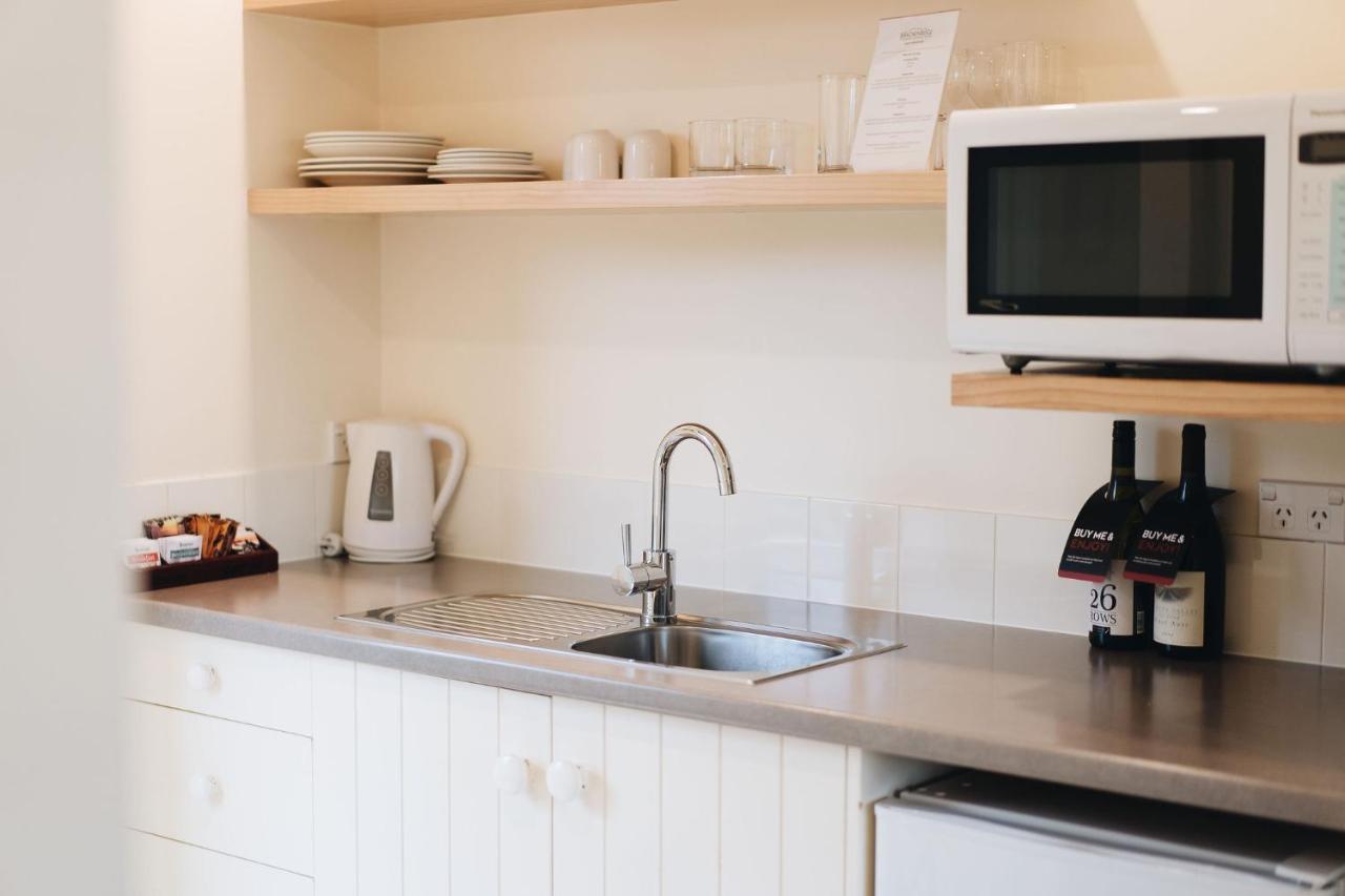 Brackenridge Country Retreat & Spa Martinborough Bagian luar foto