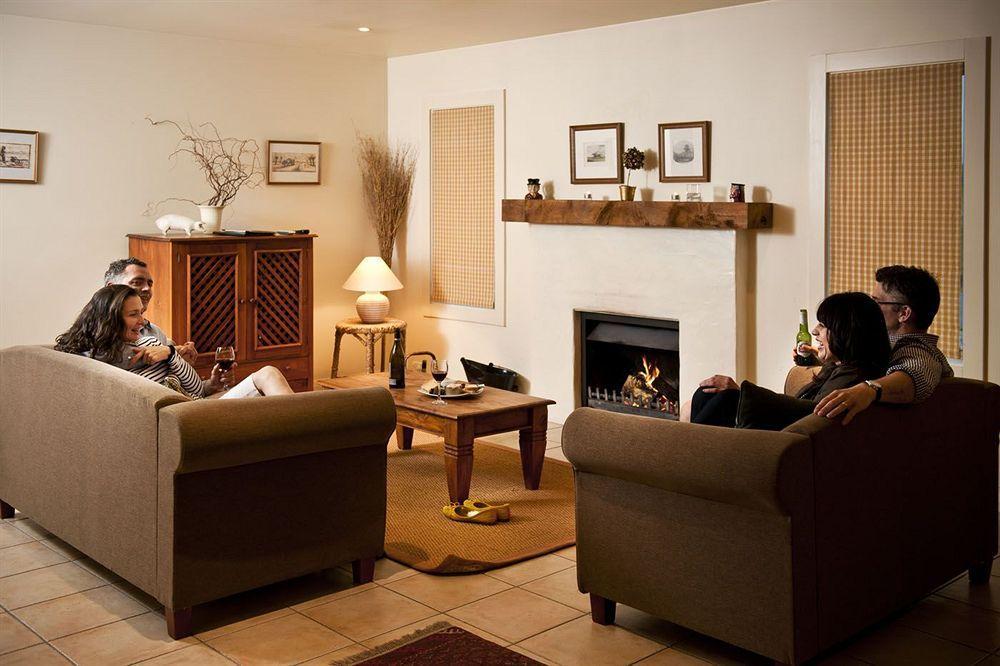 Brackenridge Country Retreat & Spa Martinborough Bagian luar foto