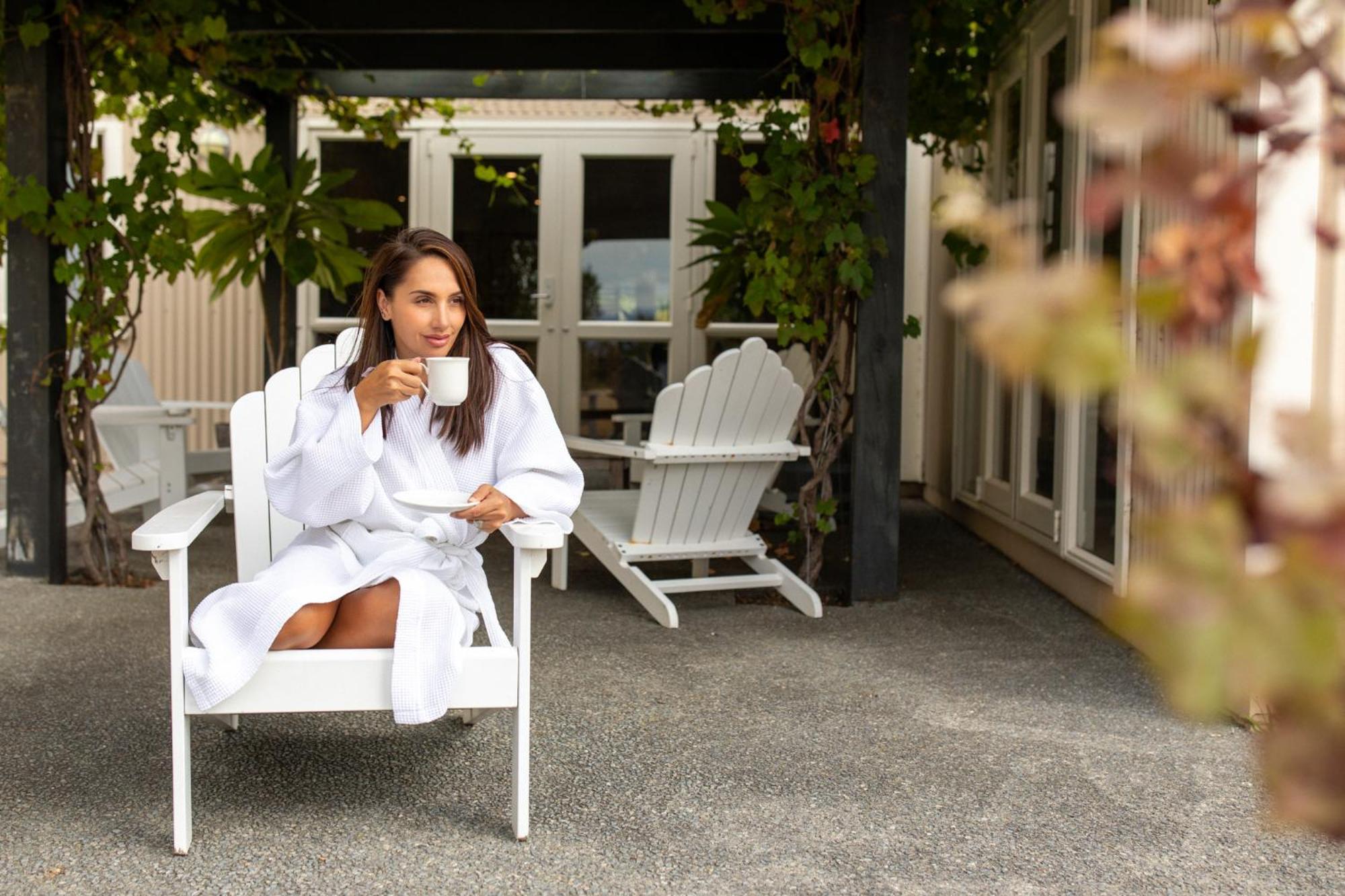 Brackenridge Country Retreat & Spa Martinborough Bagian luar foto