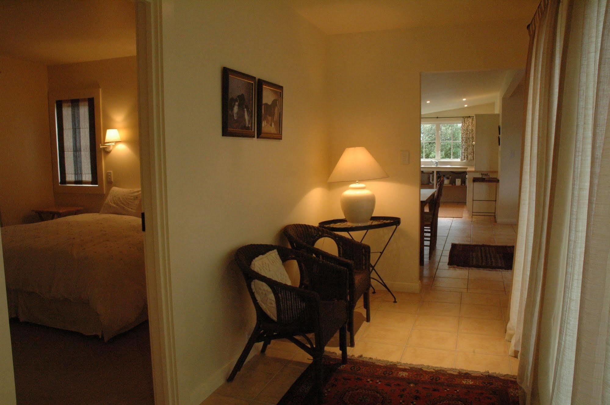 Brackenridge Country Retreat & Spa Martinborough Bagian luar foto
